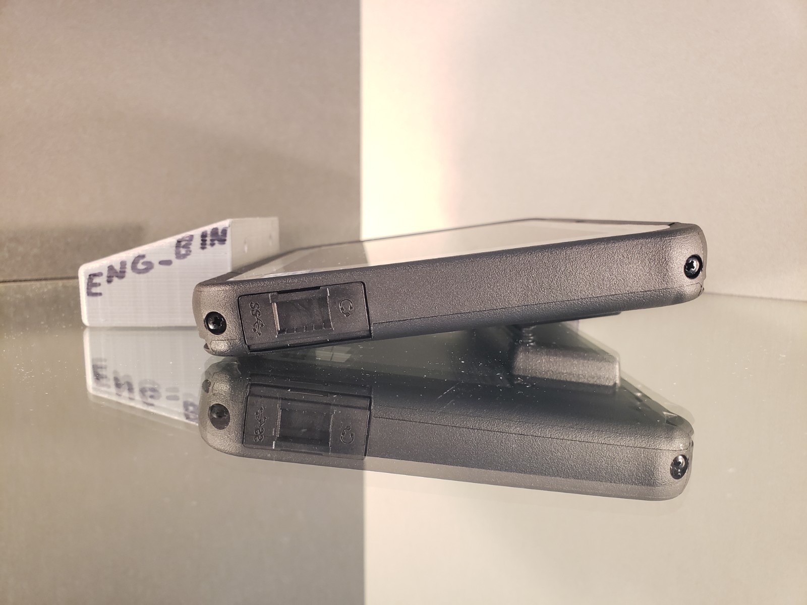 Panasonic FZ-M1F303XVM : Rugged bar code scanning tablet with 4G LTE SIM [WIN11]