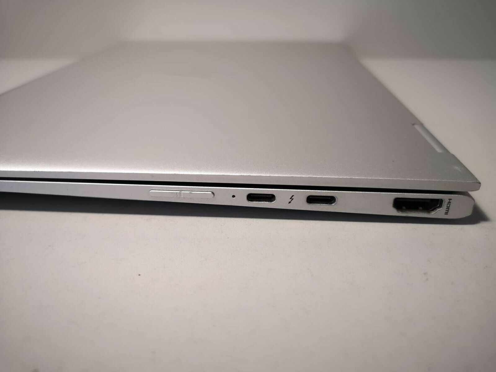 HP EliteBook x360 1020 G2 i5-7300U2.60GHz 8GB RAM 256GB SSD FullHD TouchScreen