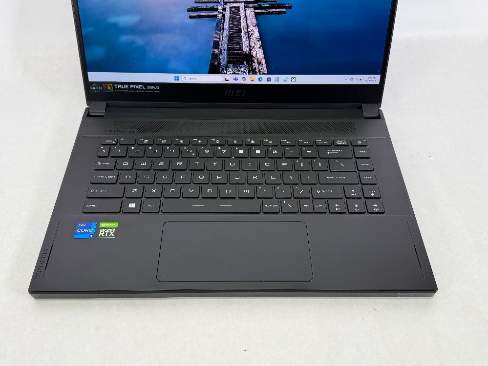 MSI Creator 15 Professional 15.6″ OLED Laptop (A11UE-491)