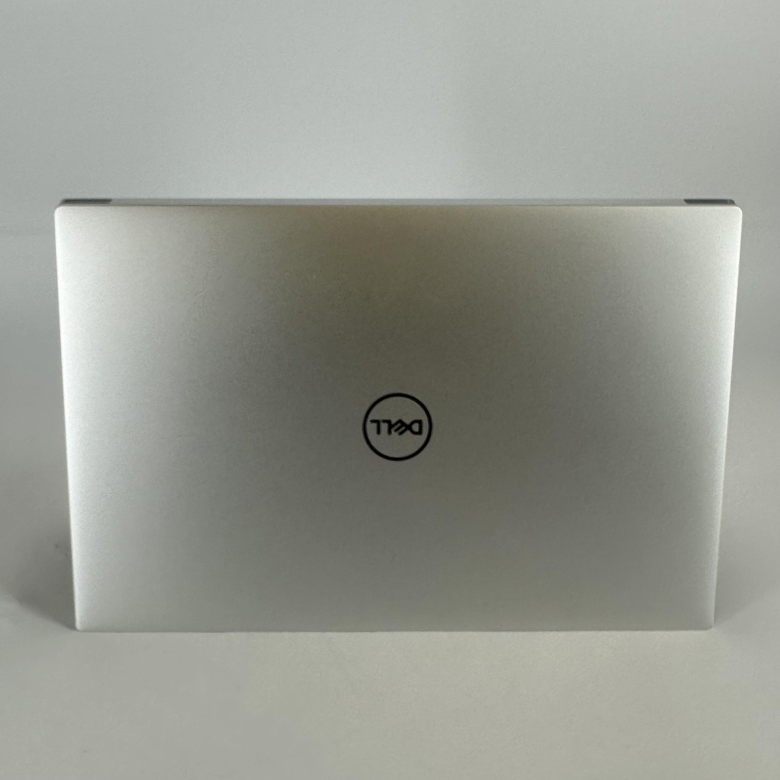 Dell XPS 15 9520 FHD+ 2.3 GHz i7-12700H 16GB 512GB SSD NVIDIA RTX 3050 Very Good