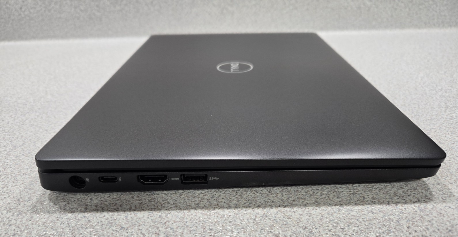 Dell Latitude 5300 13.3″ i7-8665U 1.90GHz 16GB RAM 512GB SSD Windows 11 Pro