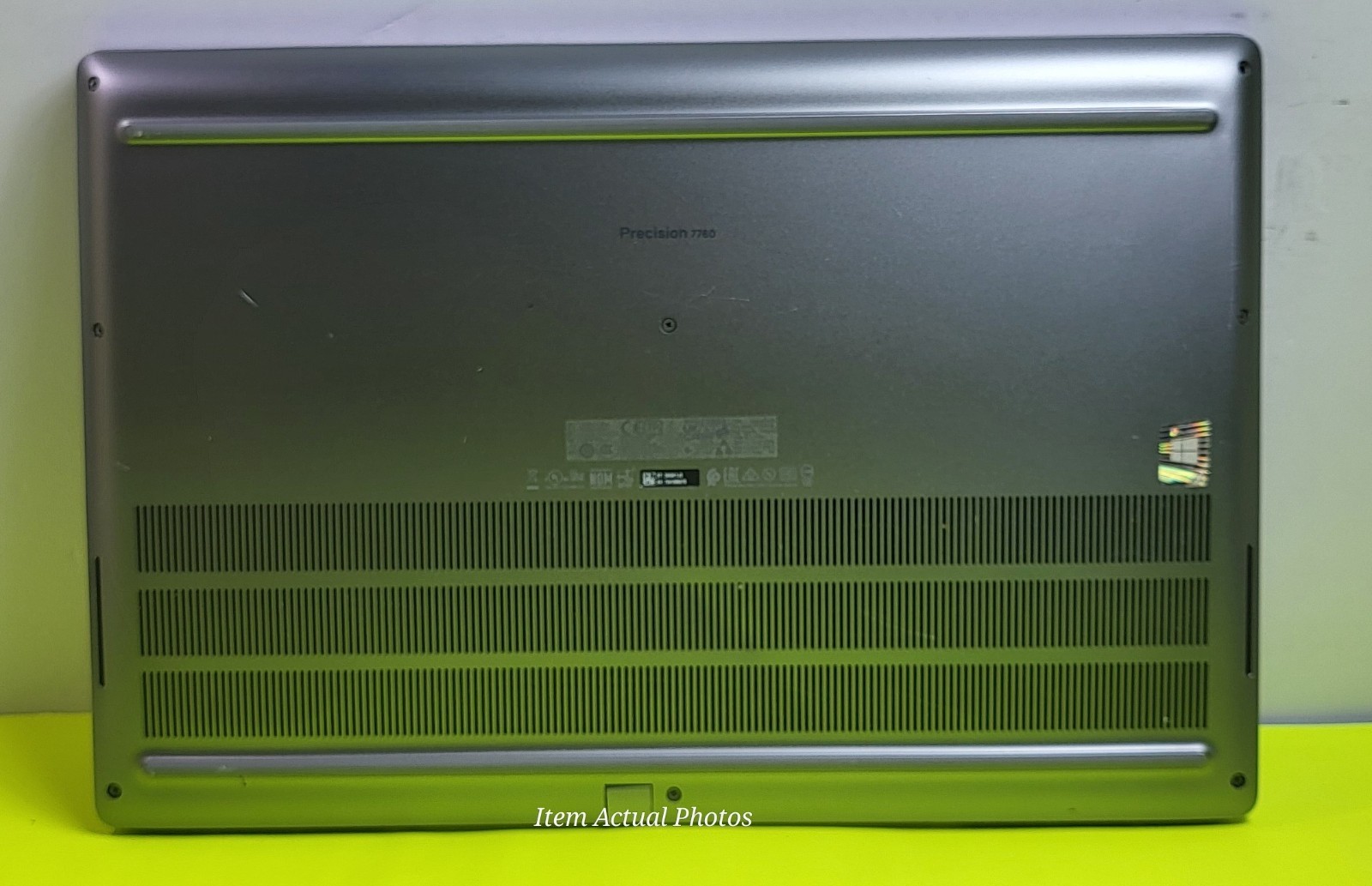 DELL PRECISION 17 7760 i7-11850H 8GB RAM 256GB SSD 17.3″ RTX A3000 11 Pro