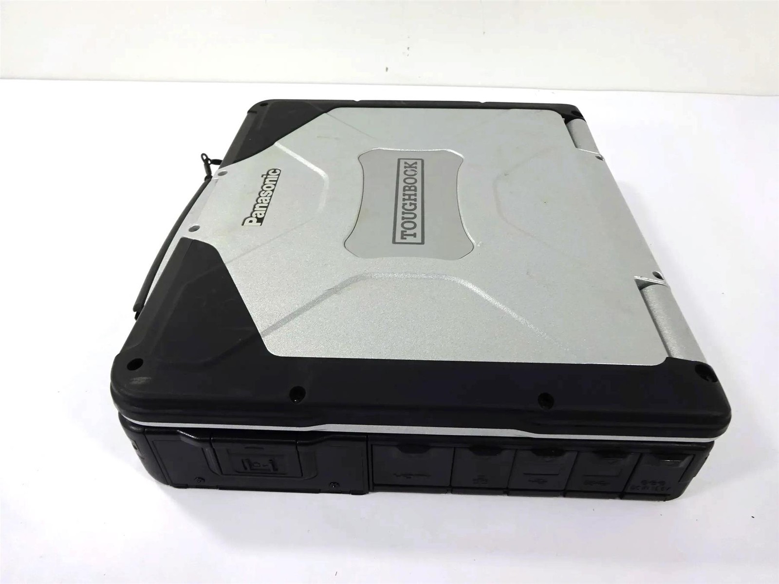 Panasonic CF-31 Core i5-3320M 2.6GHz 8GB DDR3 – No HDD – Usage : 100 Hours