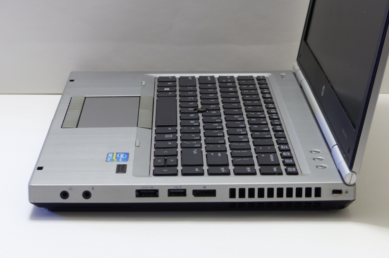 HP Elitebook 8470p Laptop i5-3230 @ 2.6GHz 8GB Ram 1 TB HHD