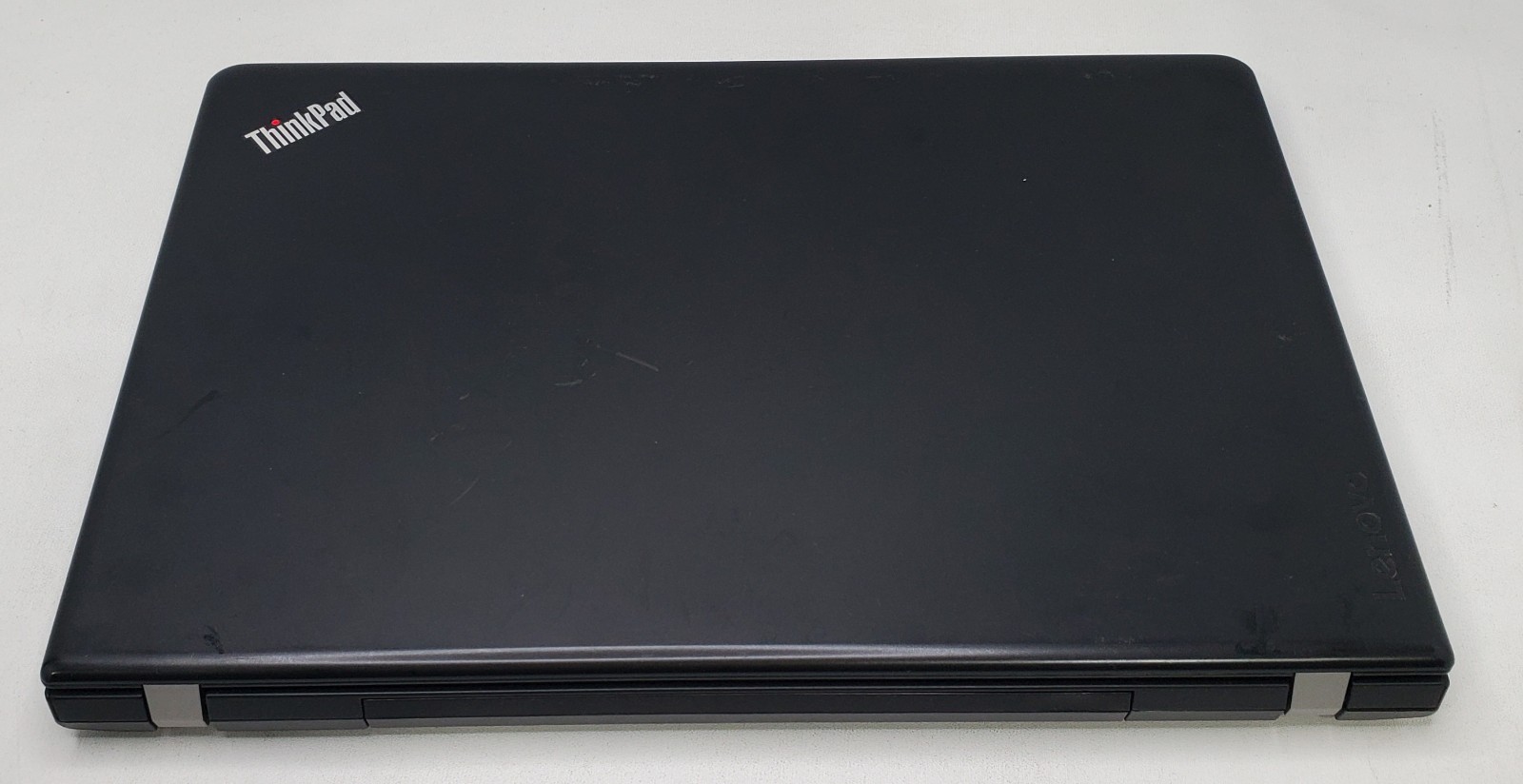 Lenovo ThinkPad E570 15.6″ Core i5-6200U @2.30GHz 4GB RAM 512GB HDD Windows 11