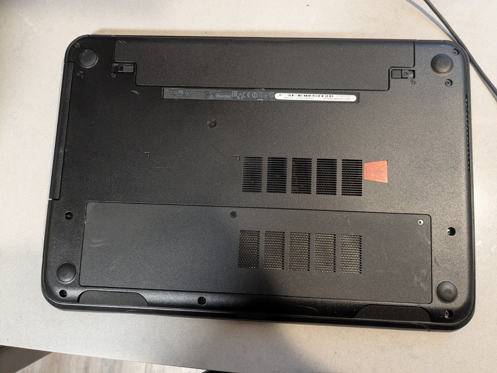 Dell Inspiron 3531 15.6″ Laptop Celeron N2830 4GB 500GB HDD Black No OS