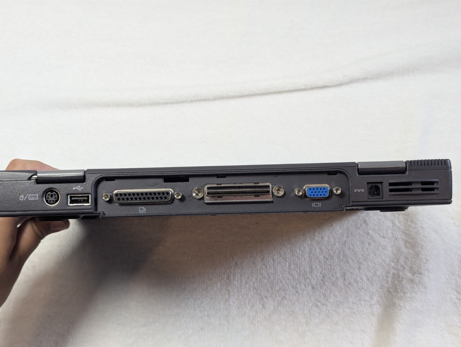 Vintage Dell Latitude CS Laptop Bundle PMP For Parts w/ Floppy CD-ROM Case