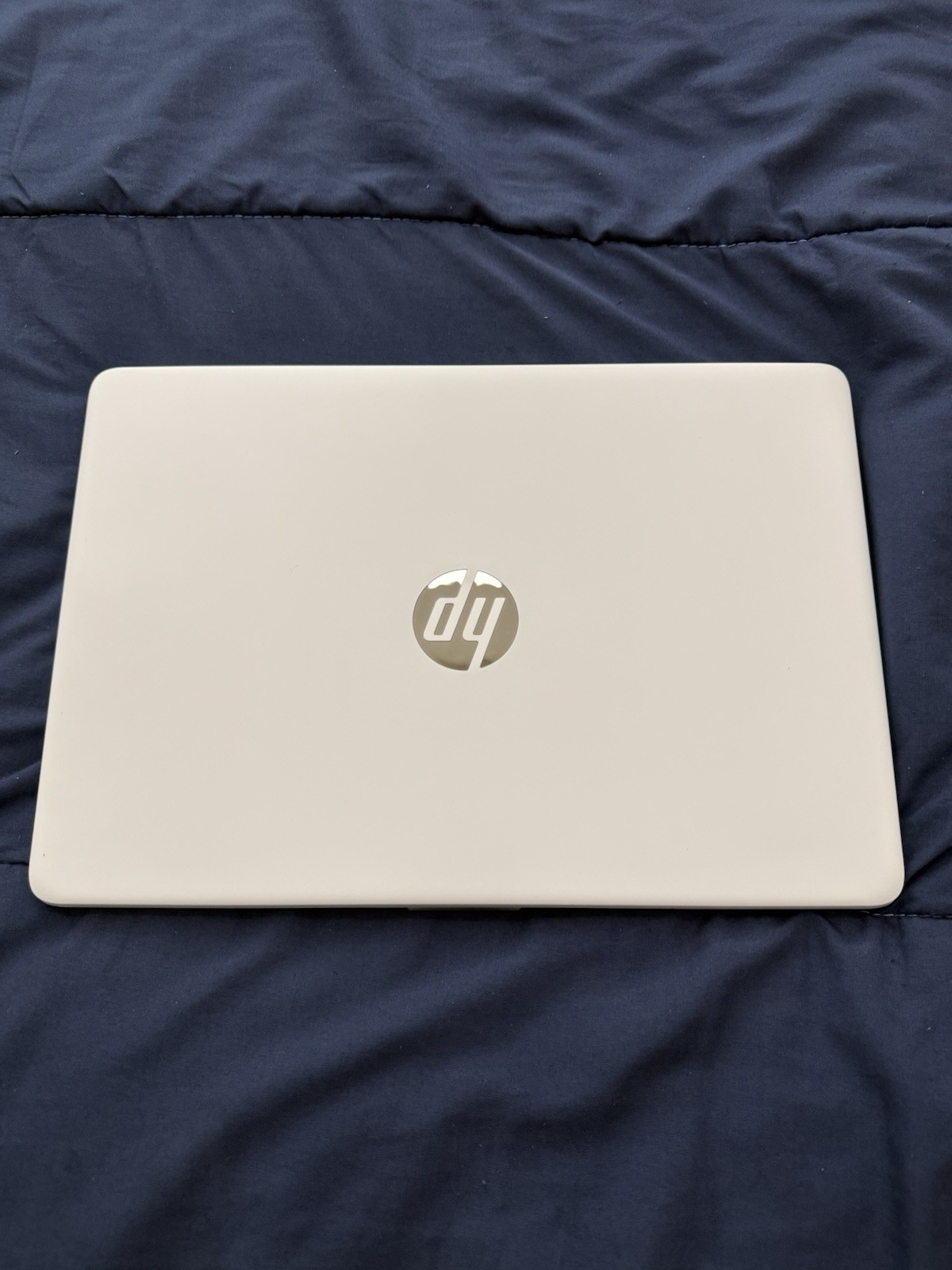 HP White Notebook Laptop Intel Built-in Webcam Charger Included