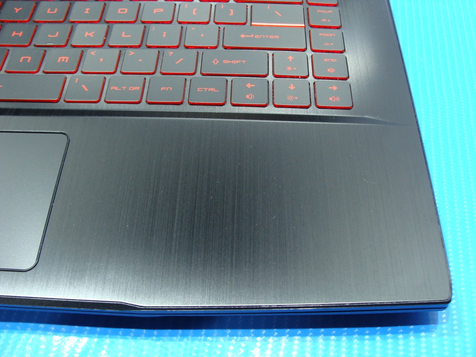 MSI Thin GF63 15.6” FHD 144hz i5-12450H 2.0GHz 8GB 1TB SSD RTX 2050 Battery 99%