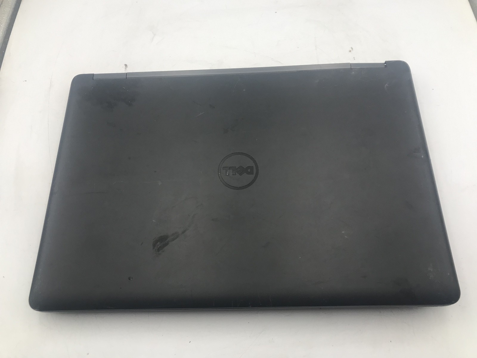 DELL LATITUDE E5550 – BOOTS TO BIOS – INTEL I5 5200U – NO RAM – READ DESCRIP -BB