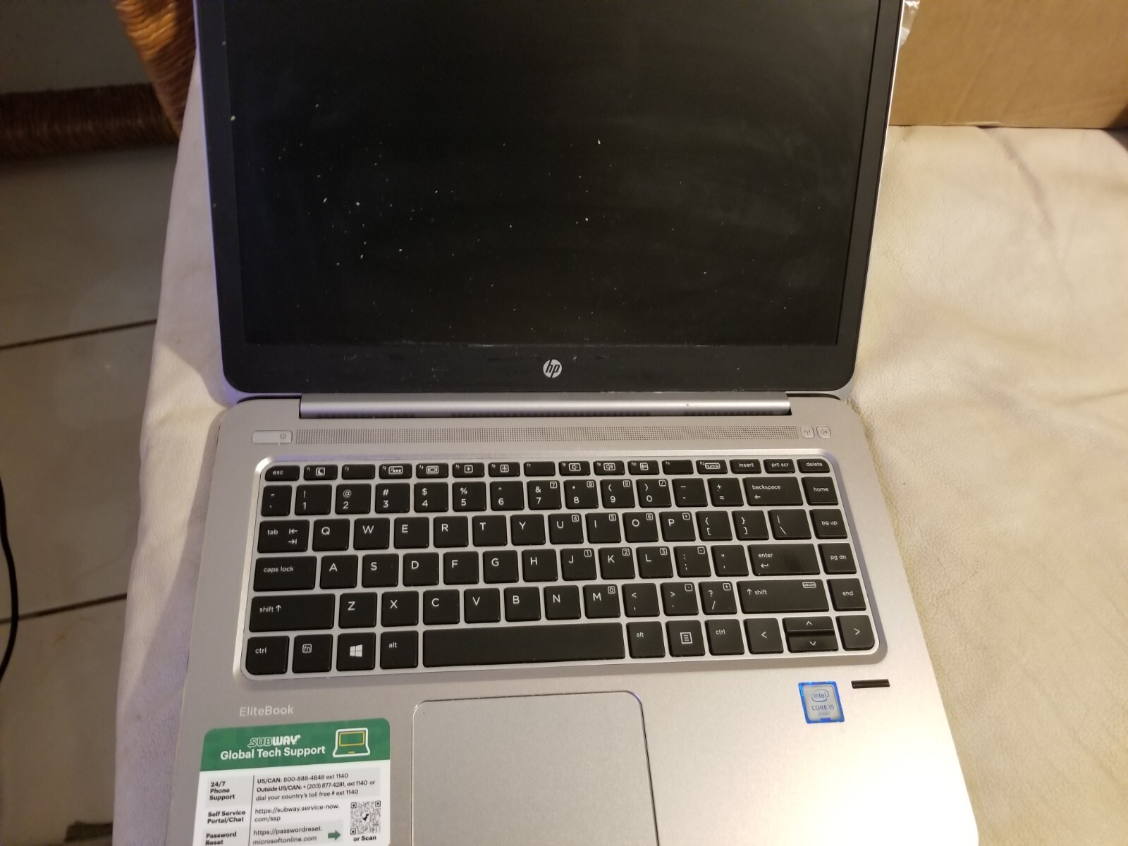 Hp EliteBook Folio 1040 G3-i5-6200U@2.30GHz 8GB Ram 256GB SSD Windows 10 Pro