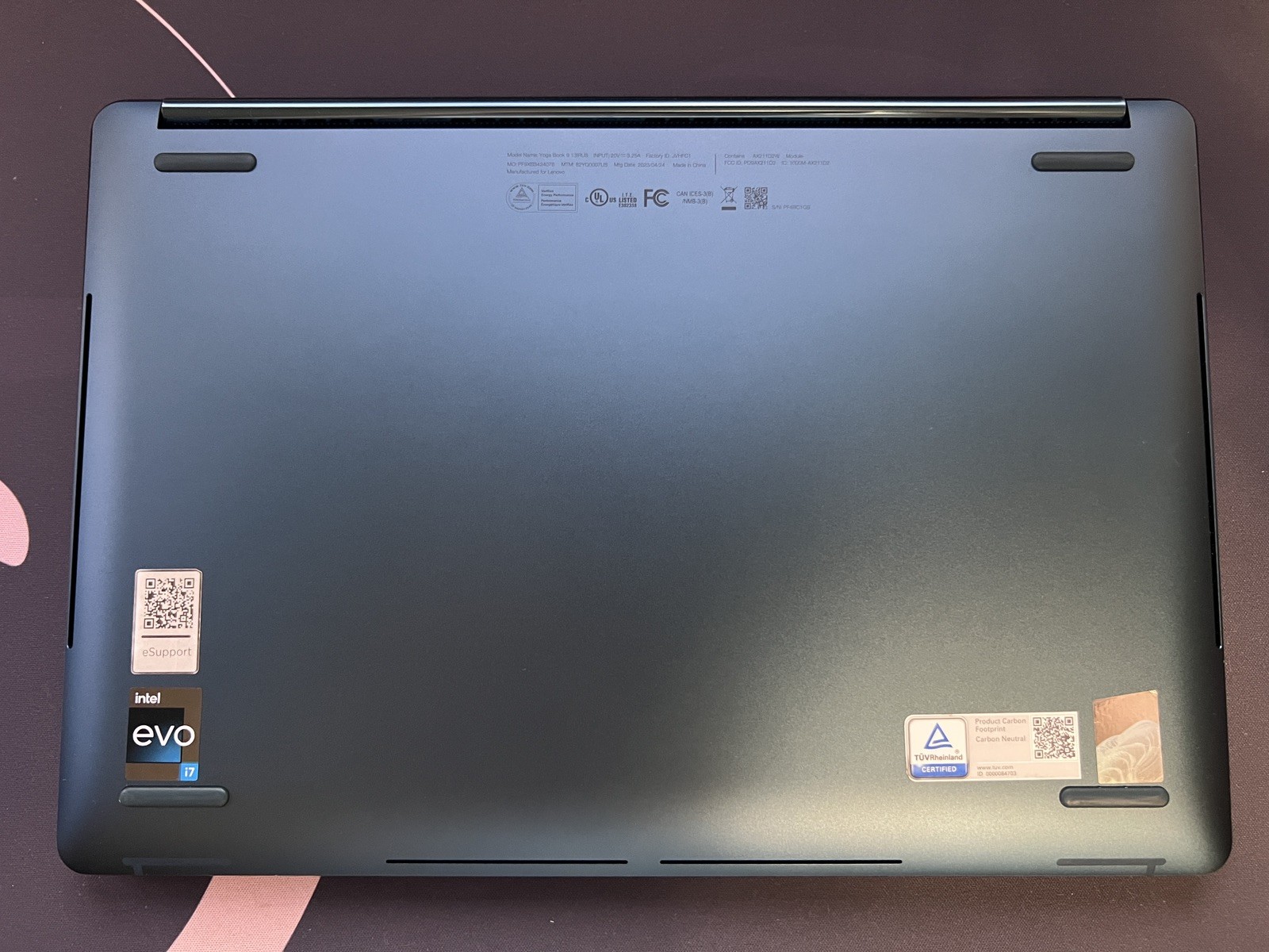 Lenovo Yoga Book 9 13IRU8 2×13.3″ OLED Dual Touch i7-1355U 16GB 512GB SSD W11H