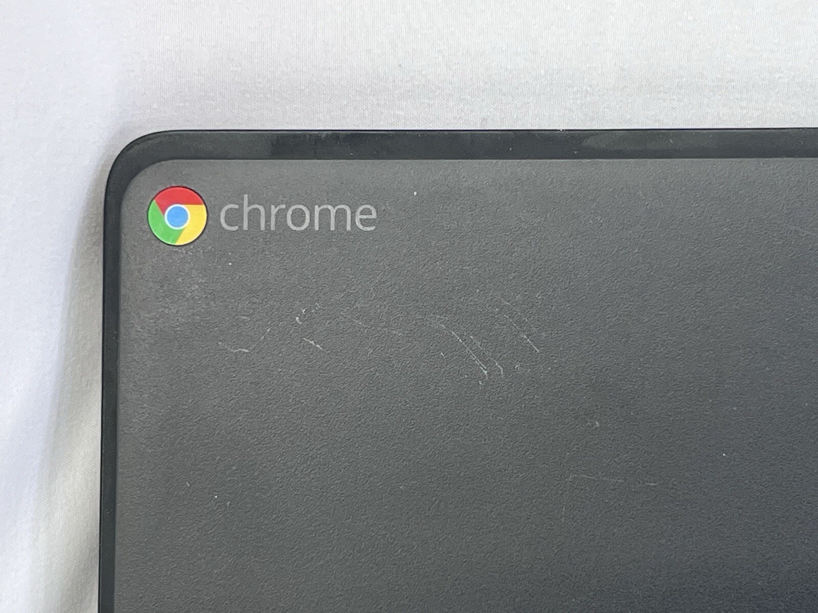 Dell Chromebook 11 (P22T) With Dell Charger