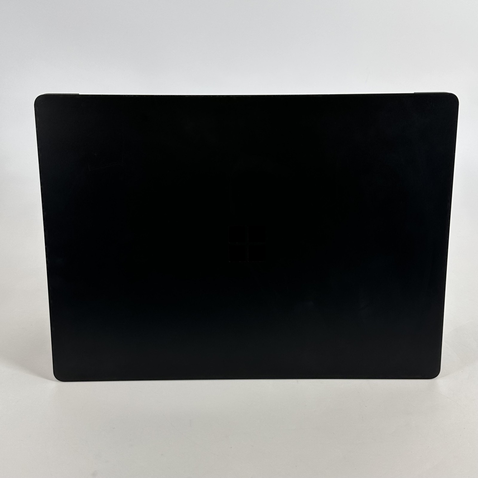 Microsoft Surface Laptop 4 13.5 Black 2K TOUCH 2.2 GHz Ryzen 5 4680U 16GB 256GB