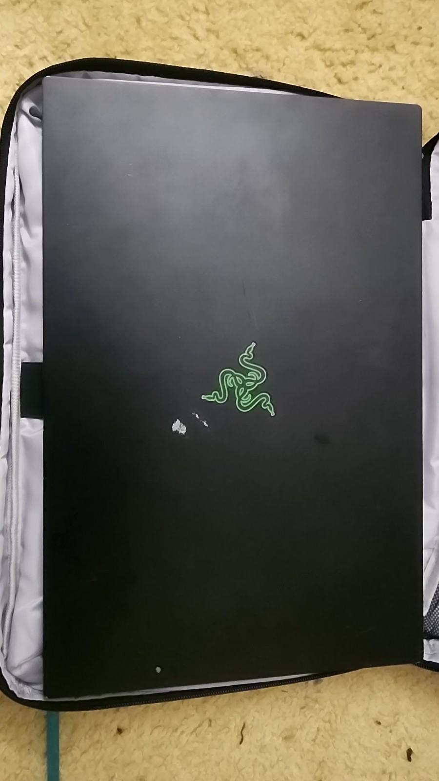 Razer Blade Pro 17” 2020 – i7-10875H, RTX 2070 with Max-Q, 16GB RAM, 512GB SSD