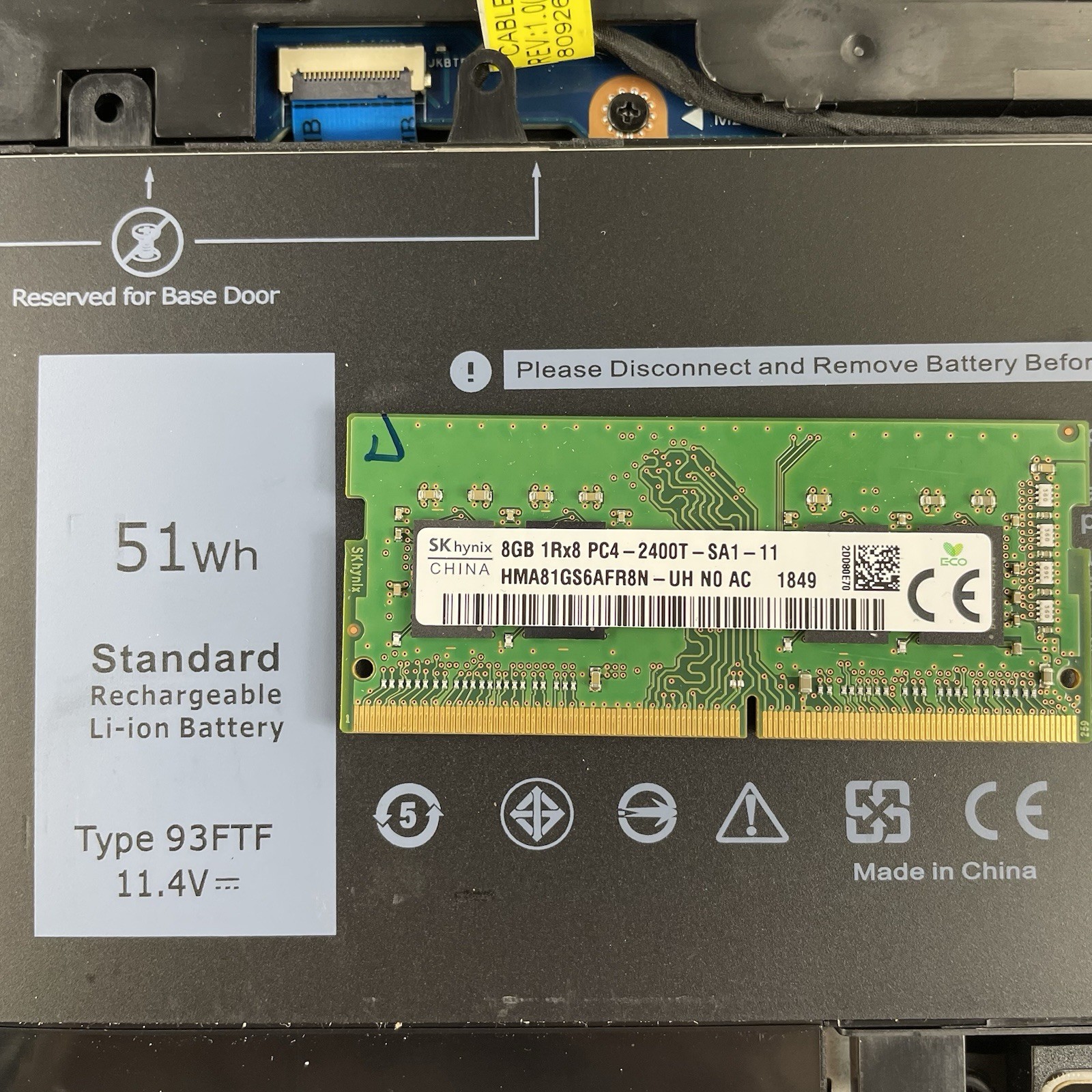 Dell Latitude 5580 15.6″ i5-6300U 2.40 GHz 8 GB RAM No SSD No OS No AC