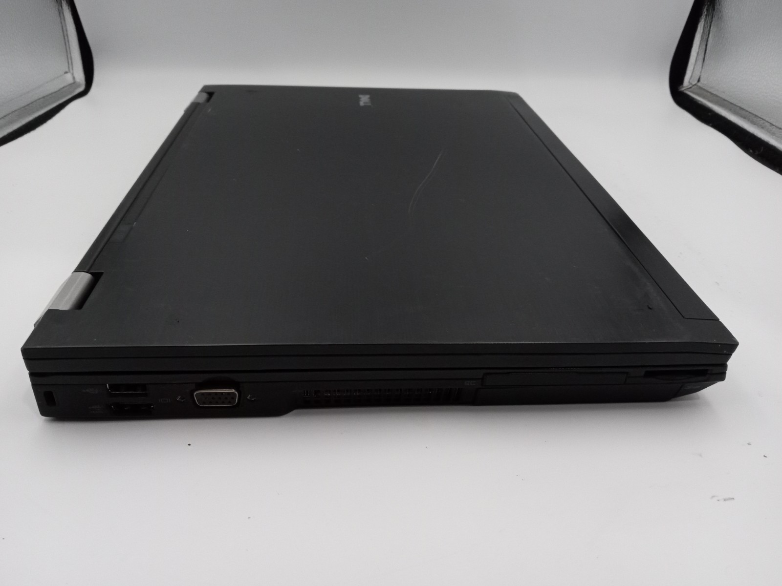 Dell Latitude E6500 15″ Laptop C2D 2GB RAM 320GB HDD WinXP NVS160M *READ* -RR