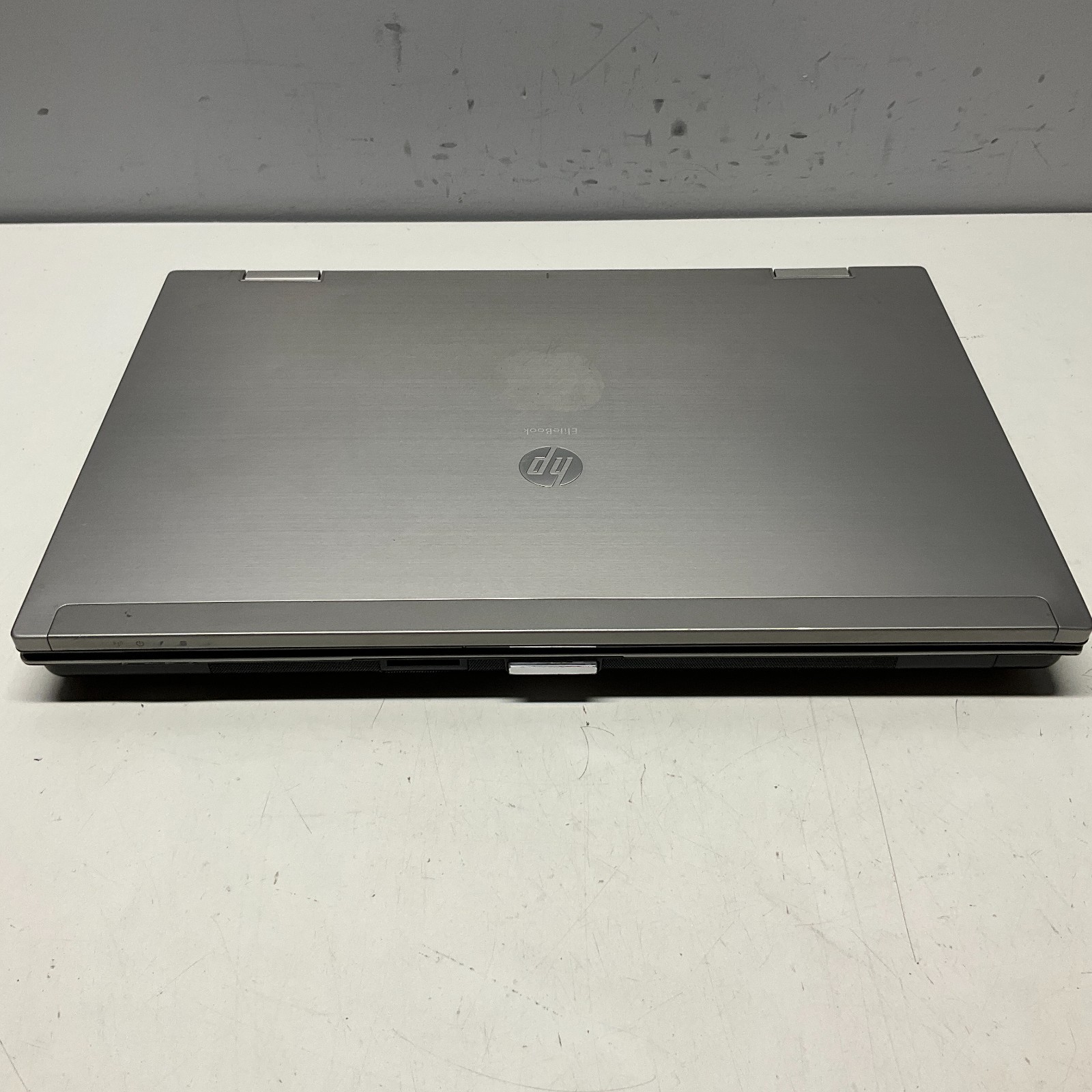 15.6″ HP ELITEBOOK 8540P | i5-M520 @ 2.40 GHz 2GB 256GB SSD Windows 10 Pro