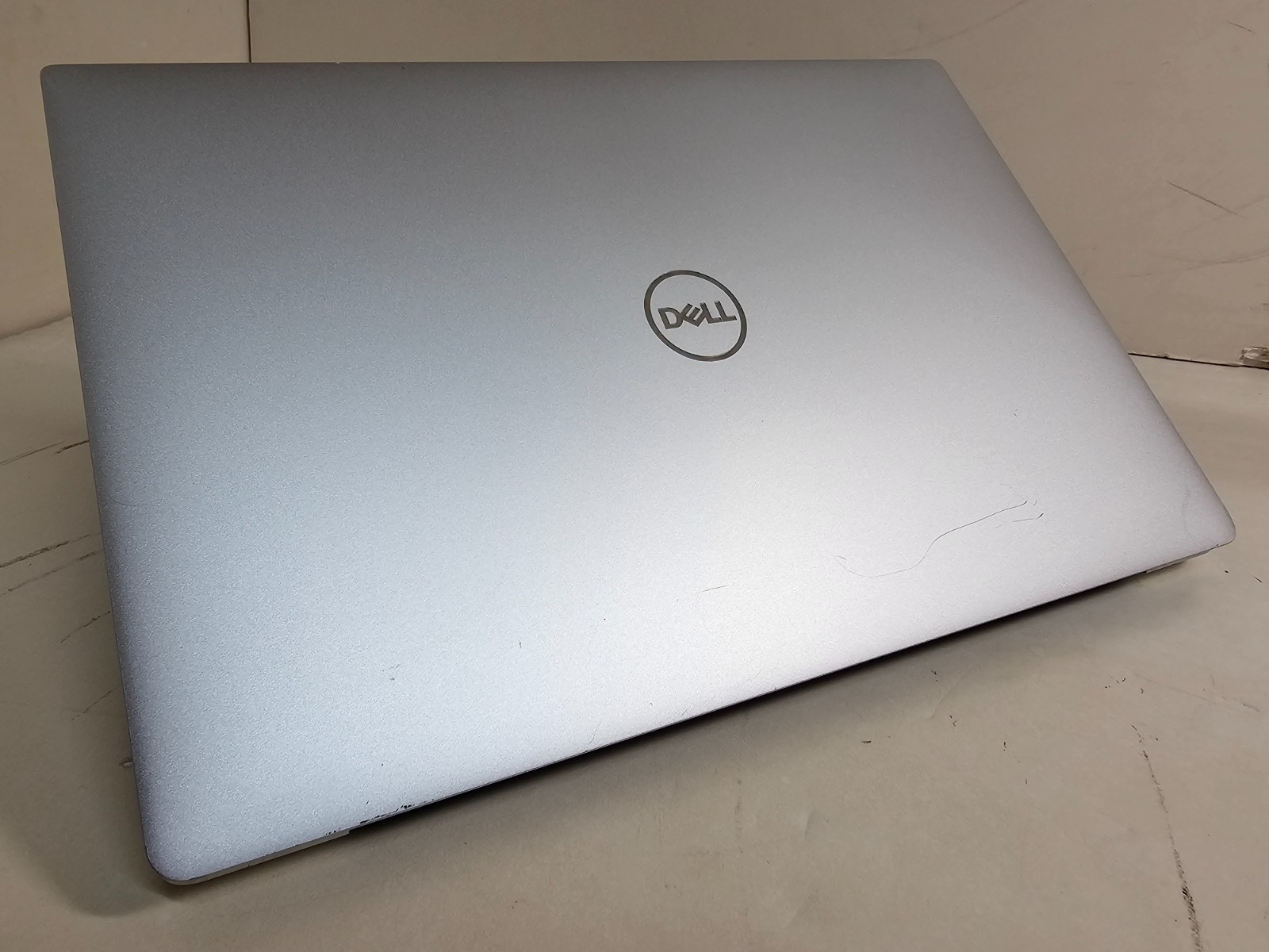 Dell XPS 13 7390 Laptop – 1.8 GHz i7-10510U 8GB 256GB SSD 13.3″ Touchscreen SP1