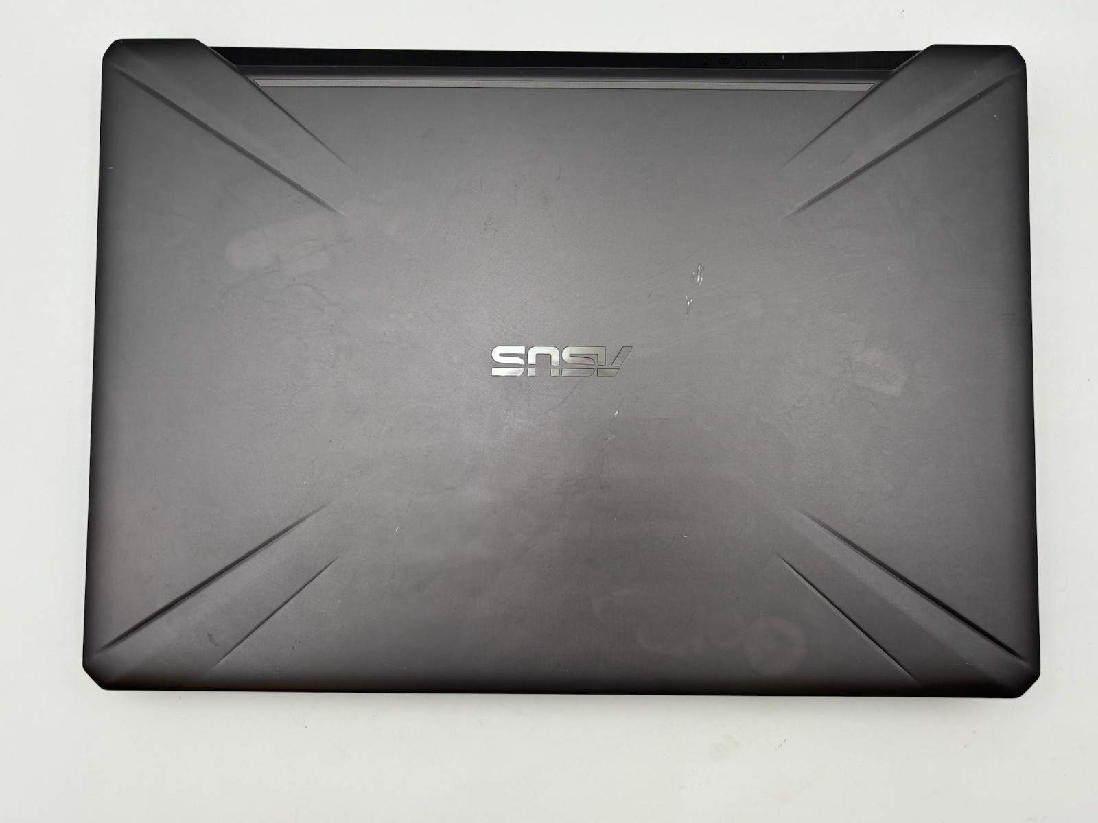 ASUS TUF Gaming FX705G 17.3″ 256 GB SSD 8 GB RAM i7-8th Gen GTX1060 As For Parts