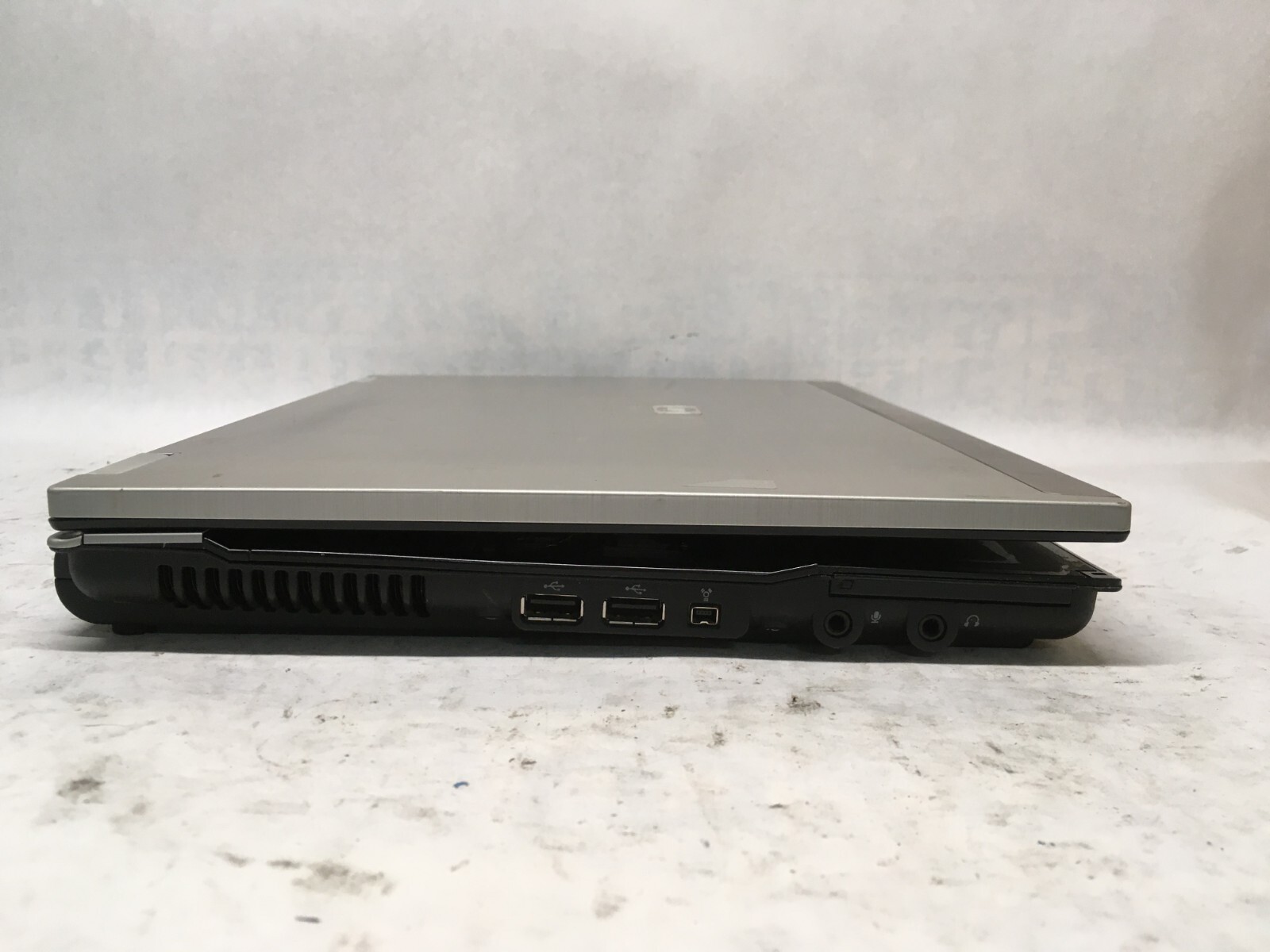 HP ProBook 6930p 14″ (AS IS) Intel Core 2 Duo P8600 @ 2.4 GHz – JZ