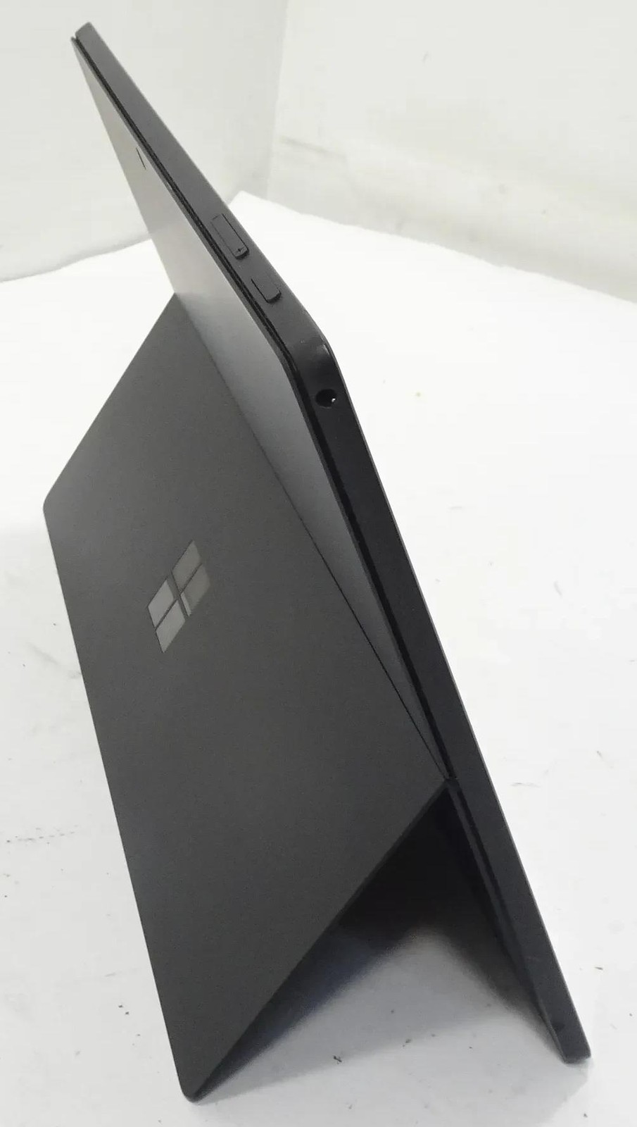 Microsoft Surface Pro 7 1866 Core i7-1065G7 1.3GHz 16GB 256GB Win 10 Pro