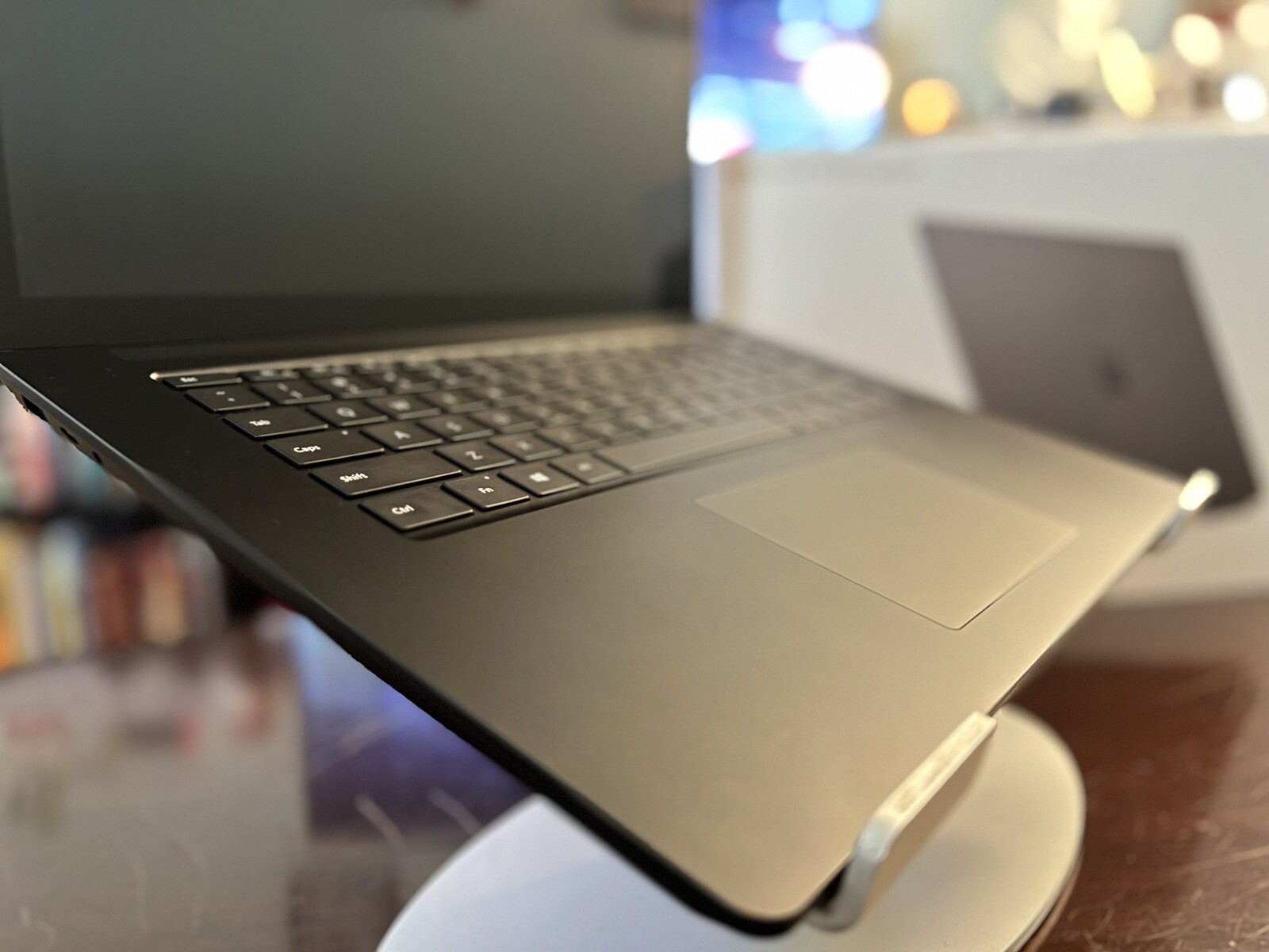 Microsoft Surface Laptop 4 15″ (512GB SSD, AMD Ryzen 7, 4.20 GHz, 8GB)