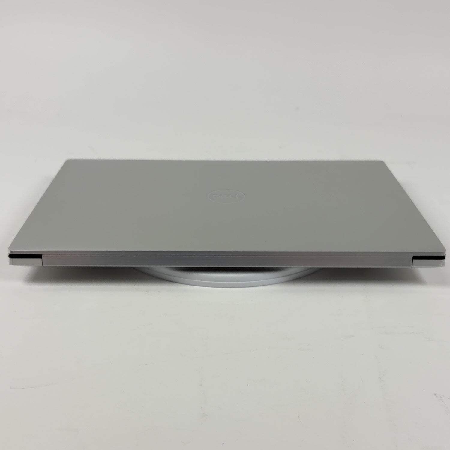Dell XPS 9520 15.6″ i7-12700H 2.3GHz 32GB RAM 1TB SSD GeForce RTX 3050