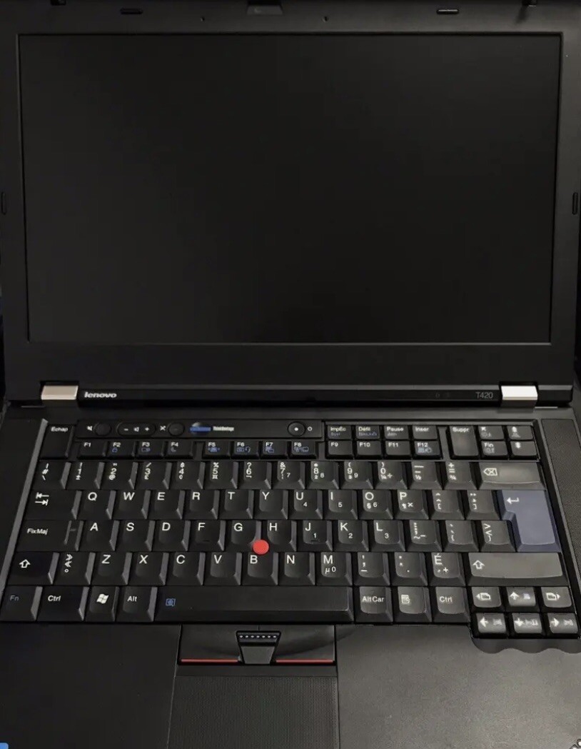 Lenovo Thinkpad T420 i5 2520m 2,5GHZ 8GB 512 NEW SSD 14″ DVD WIN10 French Keybrd