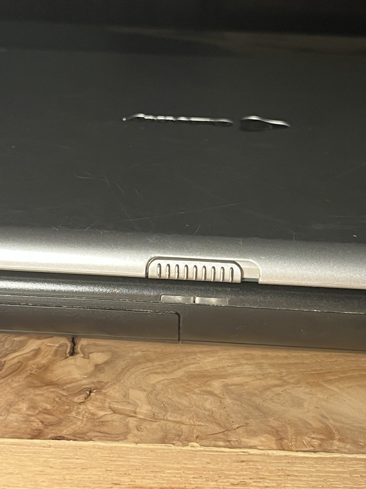 Gateway 7426GX Laptop AMD Athlon 64 3700+ 1GB RAM 100GB HDD Windows XP
