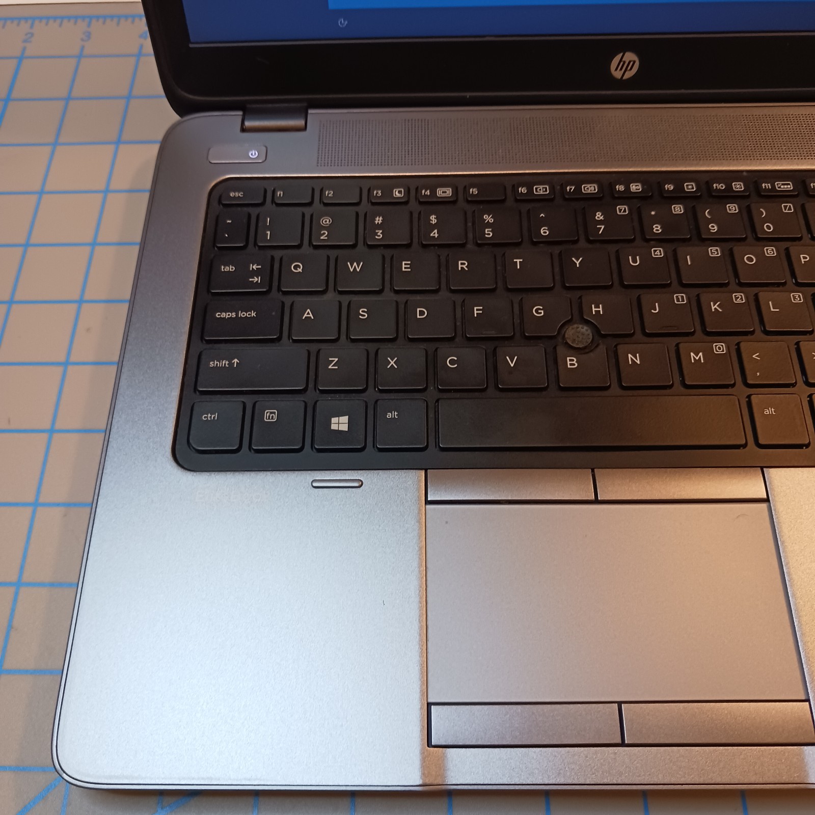 HP EliteBook 840 g2 Intel Core i5-4200U @ 1.60GHz 8g RAM 520g HDD Windows 10