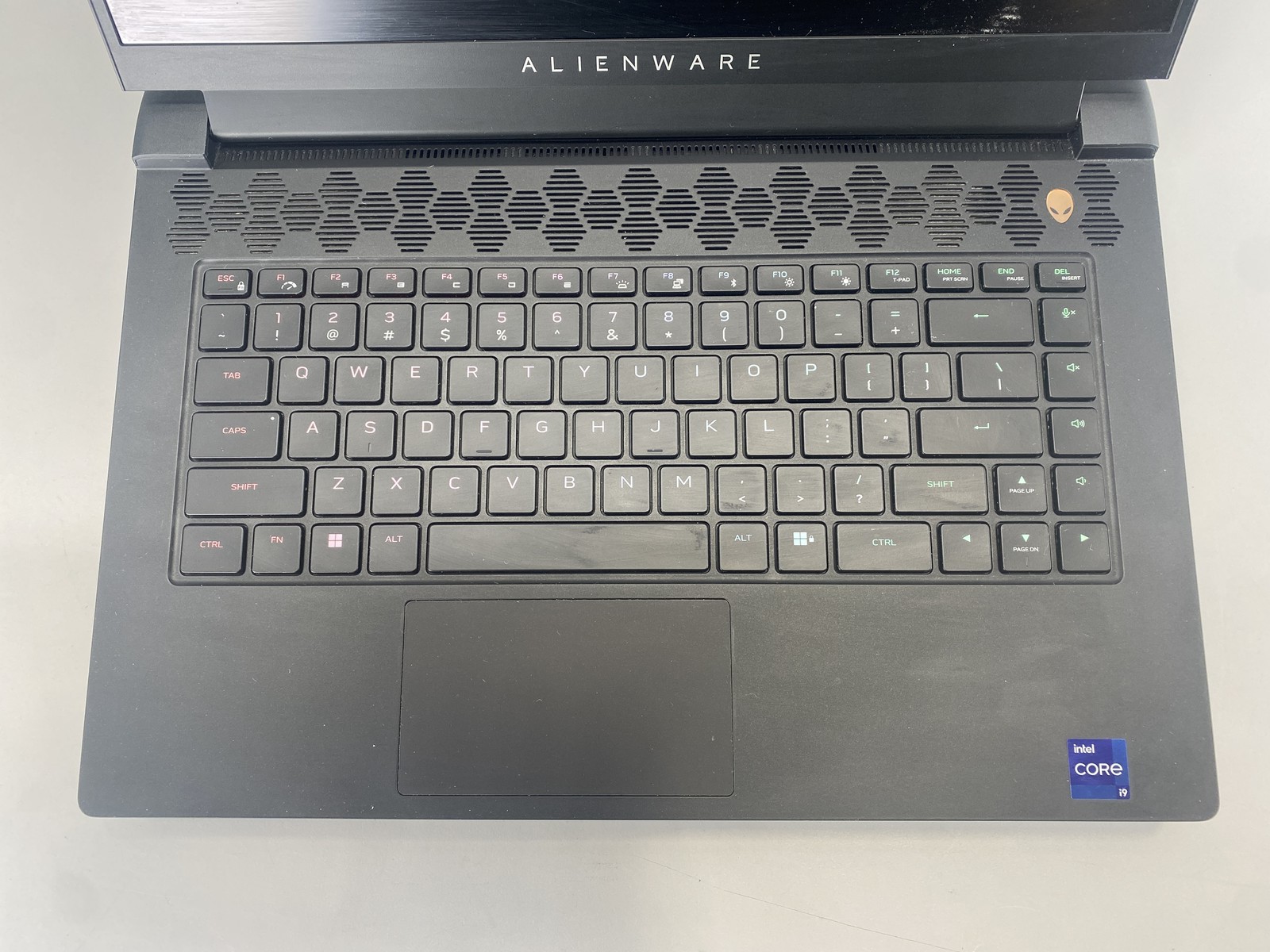 Dell Laptop ALIENWARE M15 R7 15.6″ Intel Core i9-12900H 2TB RTX 3080- Gray