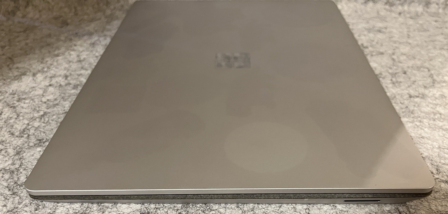 Microsoft Surface Laptop 2 i7-8650U @ 1.90GHz 16GB 512GB SSD Touch screen W-11 P