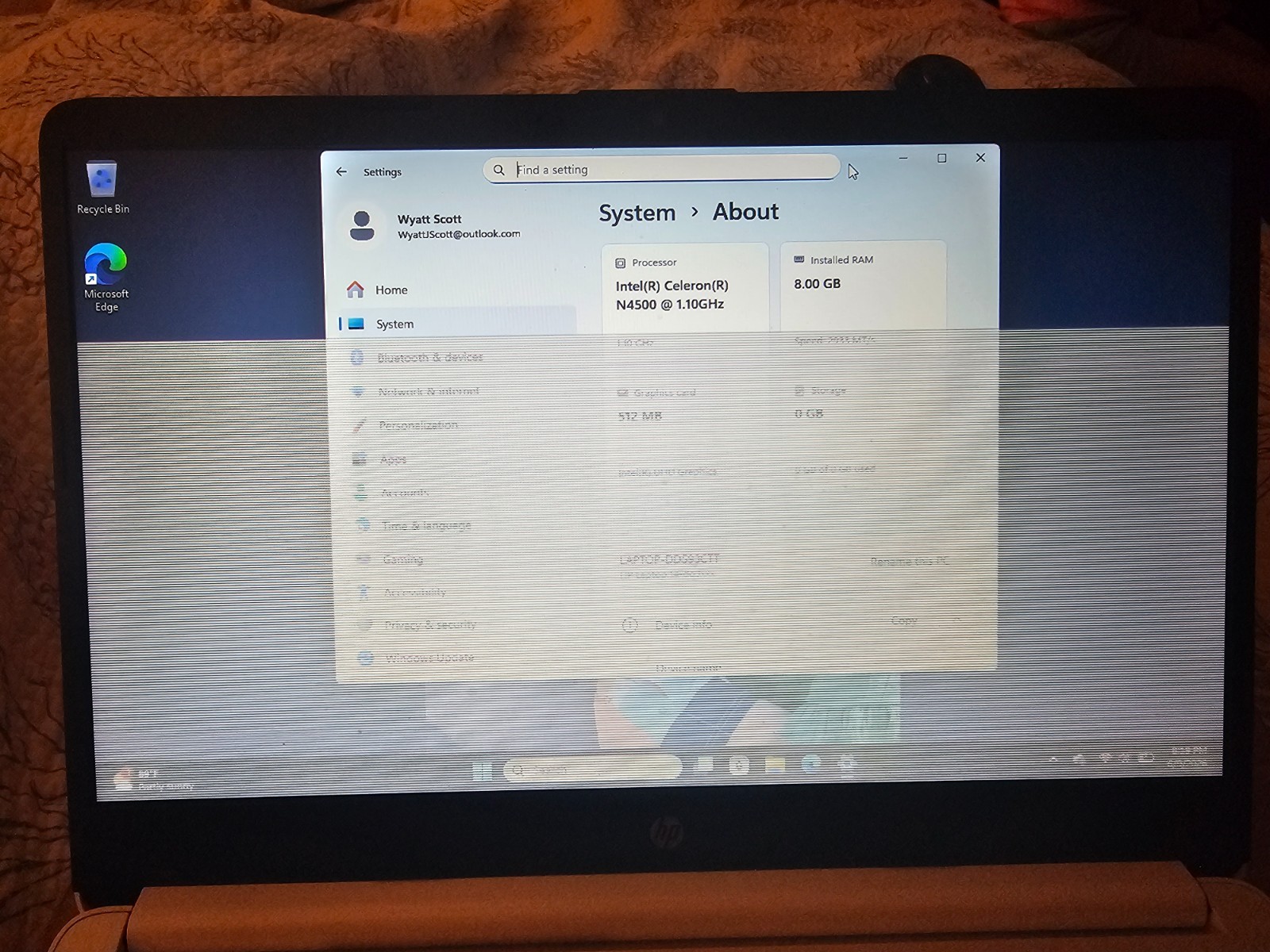 HP 14-dq3000dx Laptop Needs a Screen