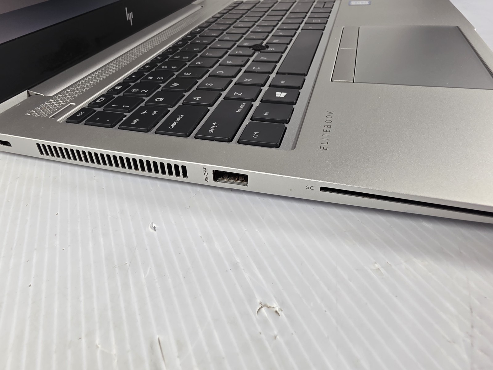 HP EliteBook 840 G5 14″ Intel i5-8350U 1.6GHz 8GB RAM 256GB SSD Windows 11