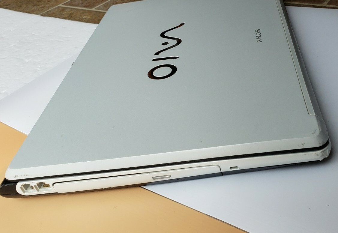 Sony VAIO PCG-7N2L 2GB RAM 100GB HDD WIFI BIOS TESTED