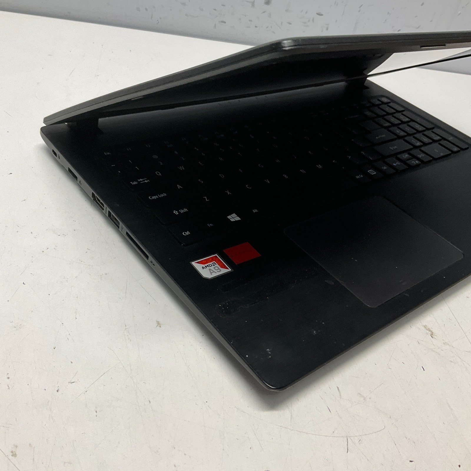 Acer Aspire 3 A315-21 Laptop AMD A9-9420 Radeon R5 12GB 256GB SSD Win 10 Pro