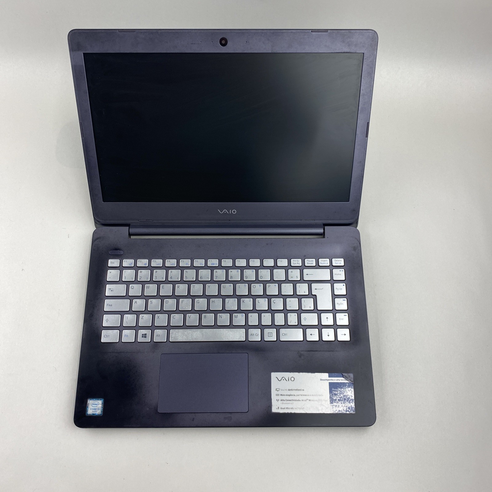 Sony Vaio VJC141 Intel Core i3-6006U 2.00GHz 4GB RAM 14″ No HDD No OS