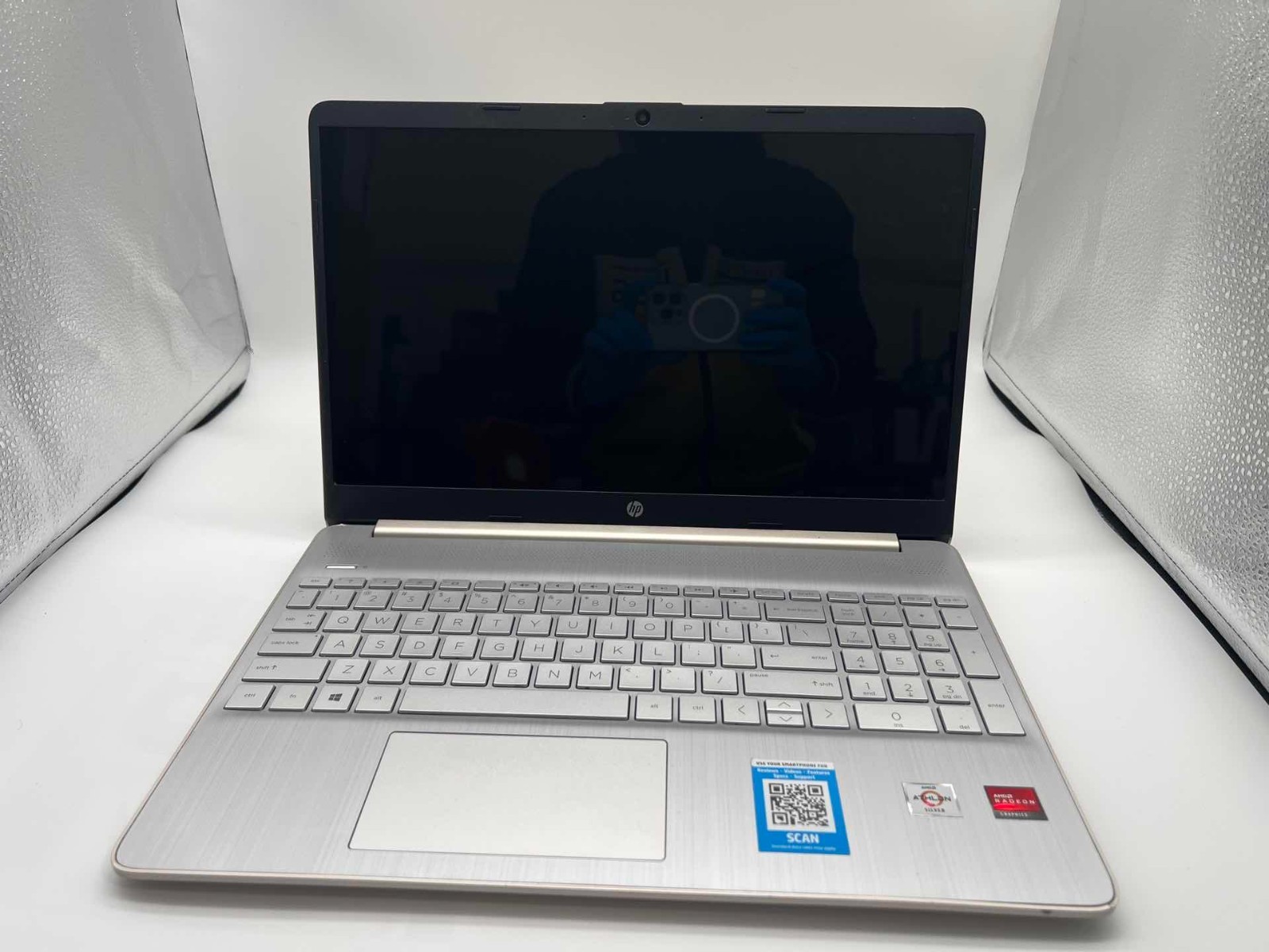HP 15.6 Athlon N3050 4/128GB Windows 11 home 15-ef1072wm