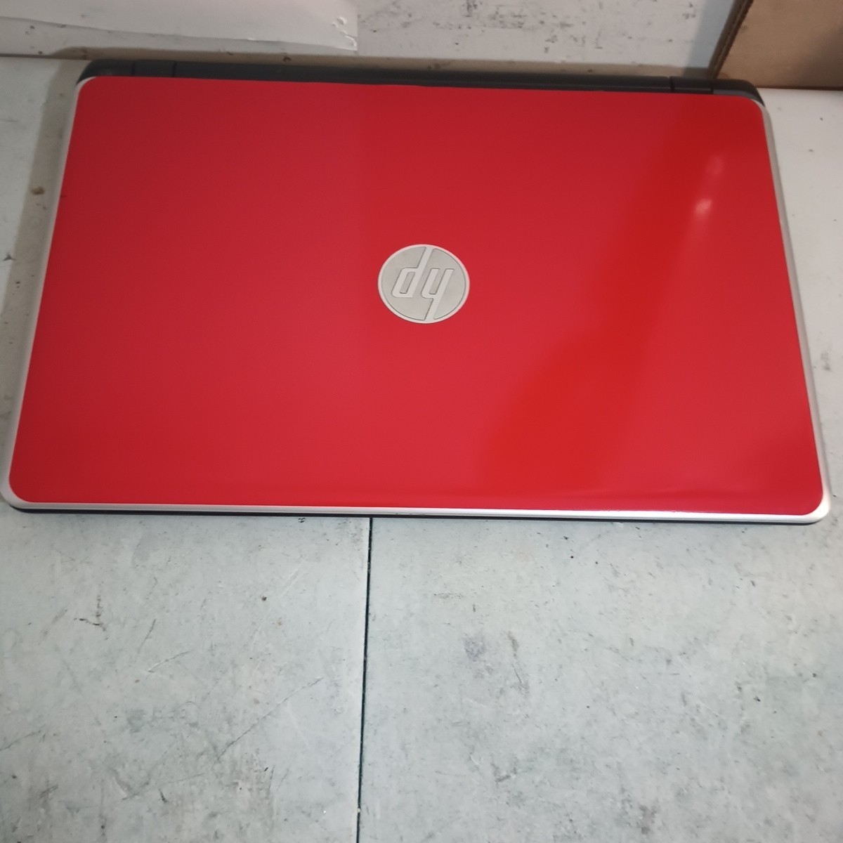 15.6″ RED LIGHT GAMING HP 350 ` 1.70GHz, 12GB RAM,256GB SSD,DVDRW,WIN11,CAM