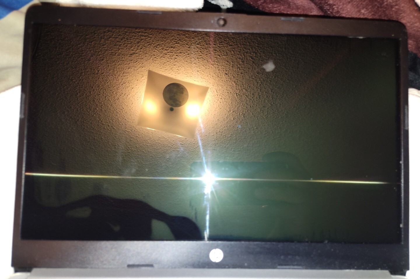 Hp Laptop model dk1013od Works Cracked Screen