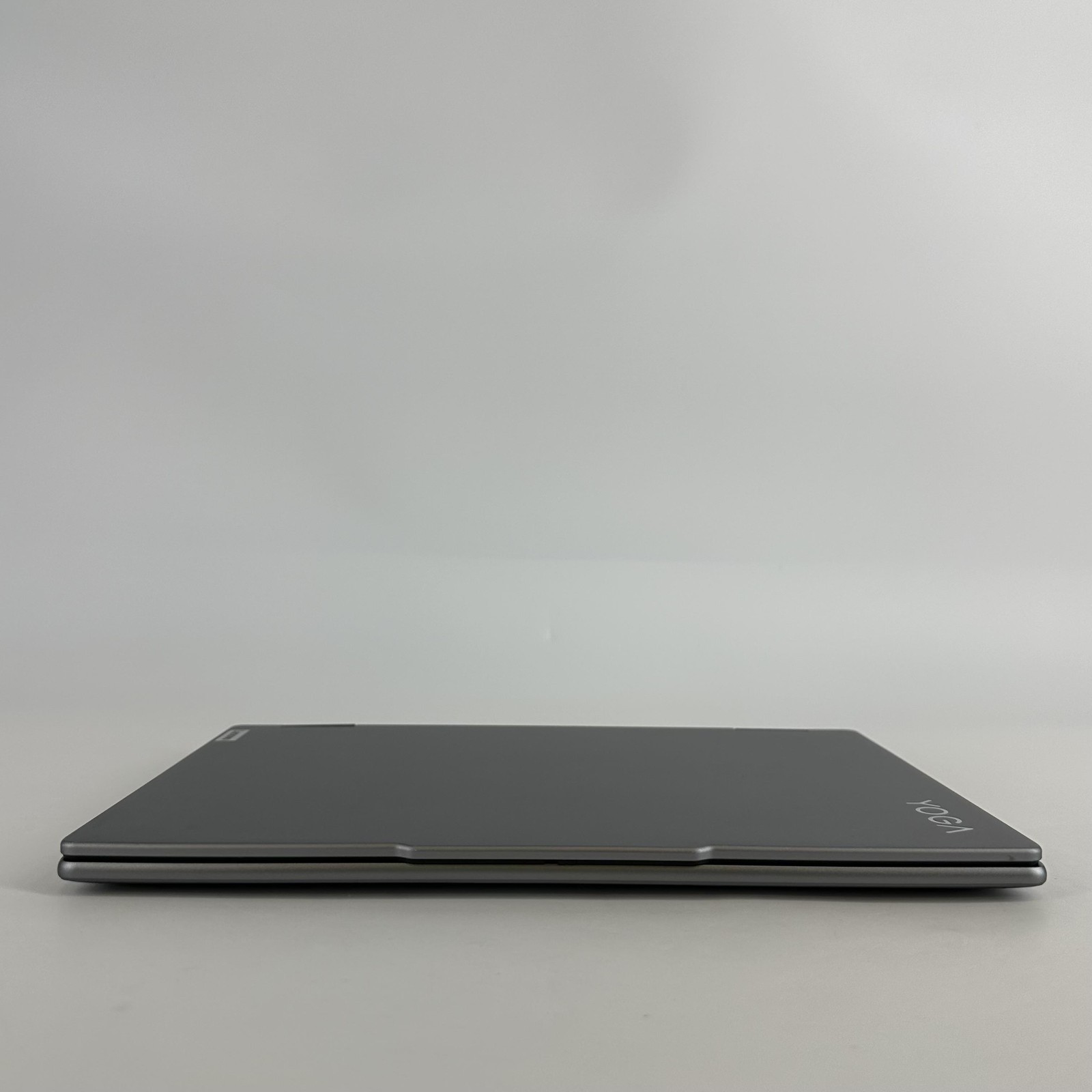 Lenovo Yoga 7 14 Silver FHD+ TOUCH 3.3 GHz Ryzen 7 8840HS 16GB 1TB SSD Good