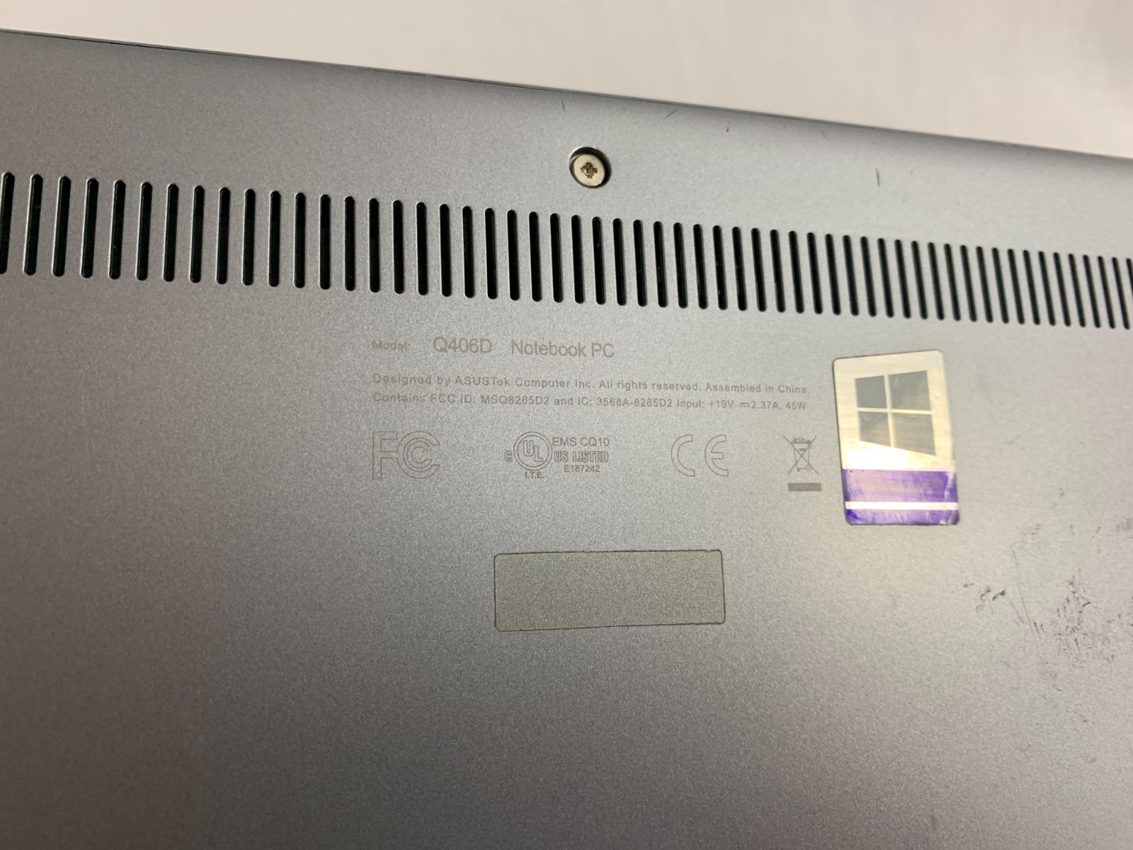 Asus ZenBook Q406D, AMD Ryzen 5 3500U 2.1GHz, 8GB RAM, 256GB SSD, Win 11 Home