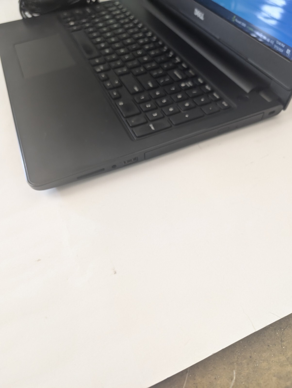 DELL INSPIRON 15-3567 CORE i3-7130U 500GB SSD 16GB RAM Win 10 DVD Laptop