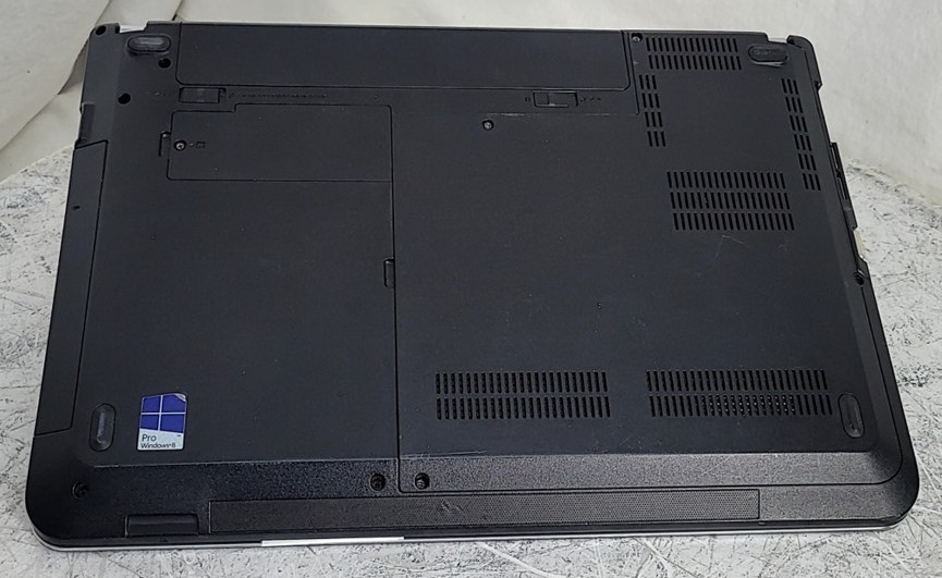 Lenovo ThinkPad Edge E431 6277-5AU Laptop Core I5-3230M 2.6GHz 8GB SEE NOTES