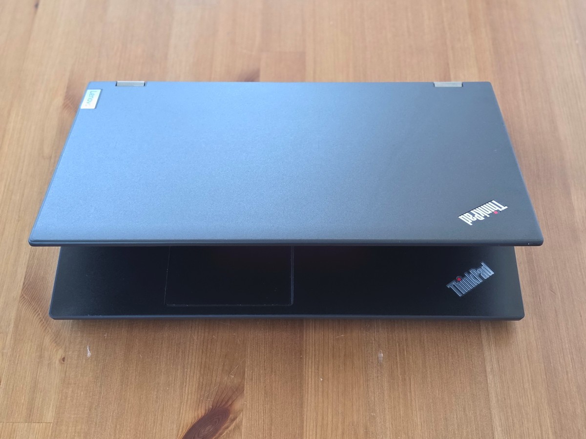 Lenovo ThinkPad P15 Gen 1 i7-10850H 32GB 15.6″ 4K HDR 3840×2160 NVIDIA RTX 3000