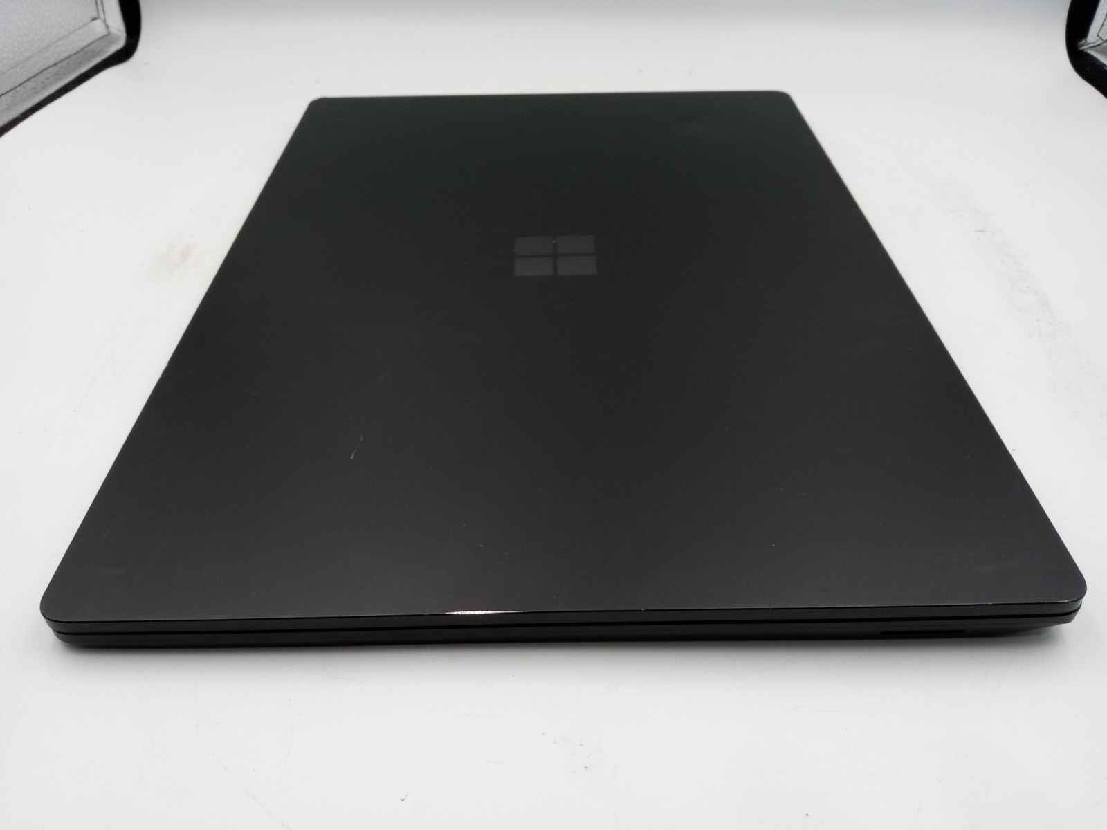 Microsoft Surface Laptop 4 1979 15″ Intel i7-1185G7 16GB 256GB W11 – READ -RR