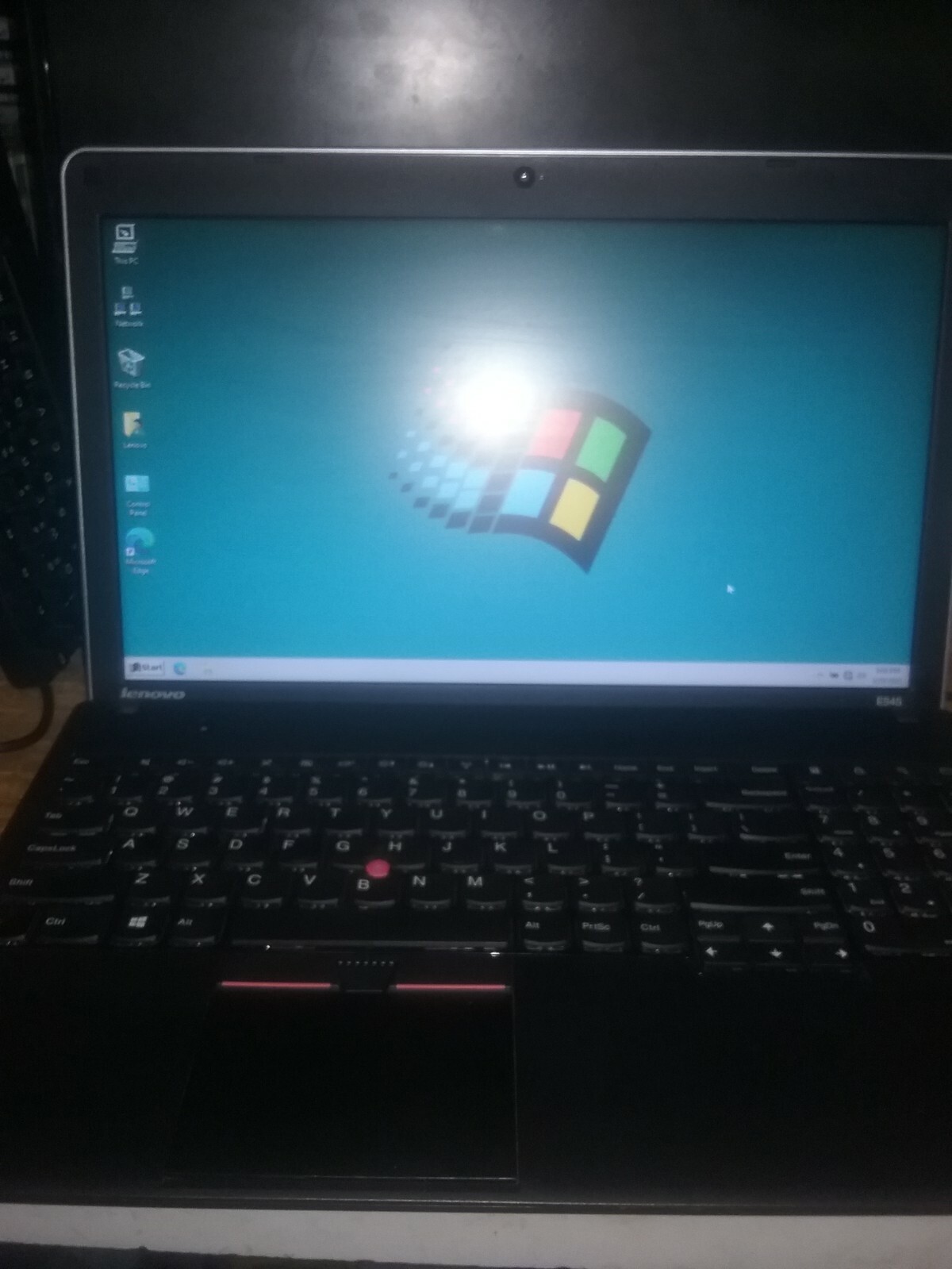 Customized IBM Lenovo Laptop – Windows 10 with 98 SE Theme – Retro Look