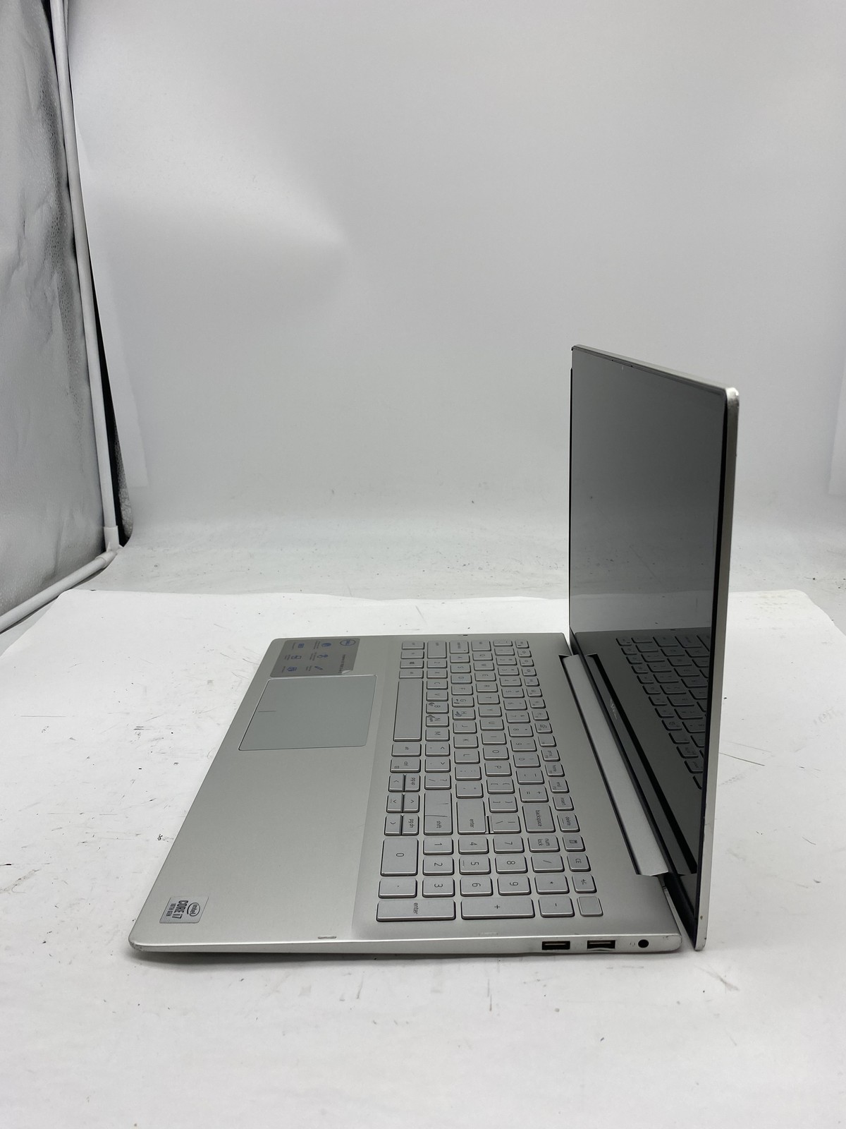 Dell Inspiron 7591 Laptop Core i7 10510U 1.8GHz 12GB RAM 512GB SSD W11P Touch