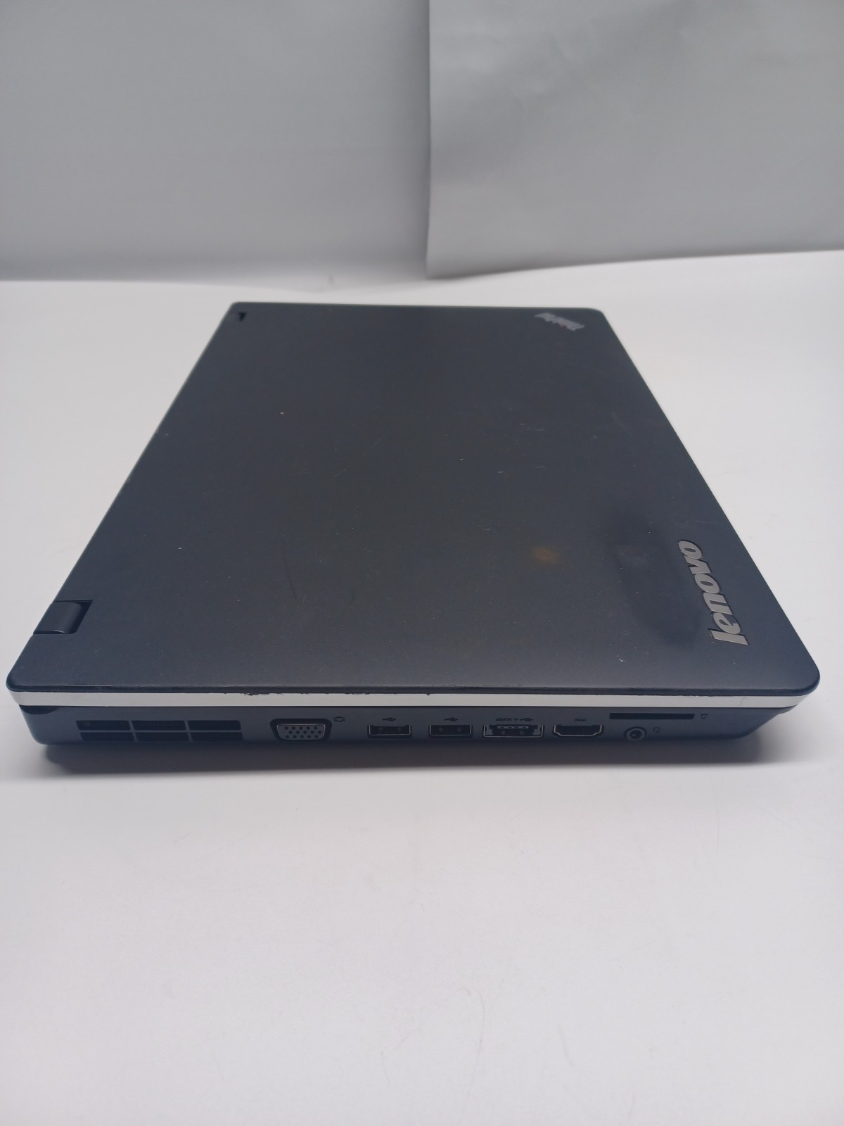 Lenovo ThinkPad E520 Laptop i5-2430M 4GB 500GB No OS/Battery